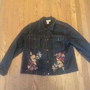 Coldwater Creek Women’s Floral Embroidered Collared Blue Jean Jacket  Large